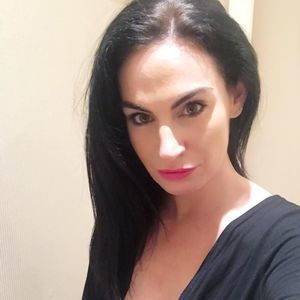 Meet your Posher, Anessa